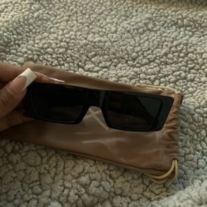 Dime Black Rectangular Sunglasses